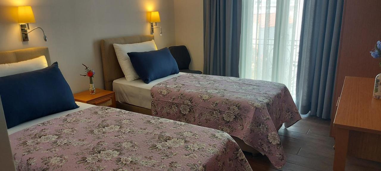 Atacesme Otel Екстериор снимка